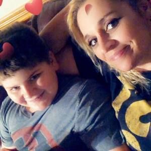 Meet your Posher, Desiree